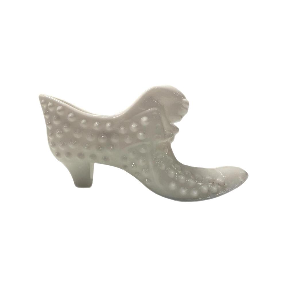 Fenton Hob Knob Cat Shoe Slipper Figurine – White Milk Glass